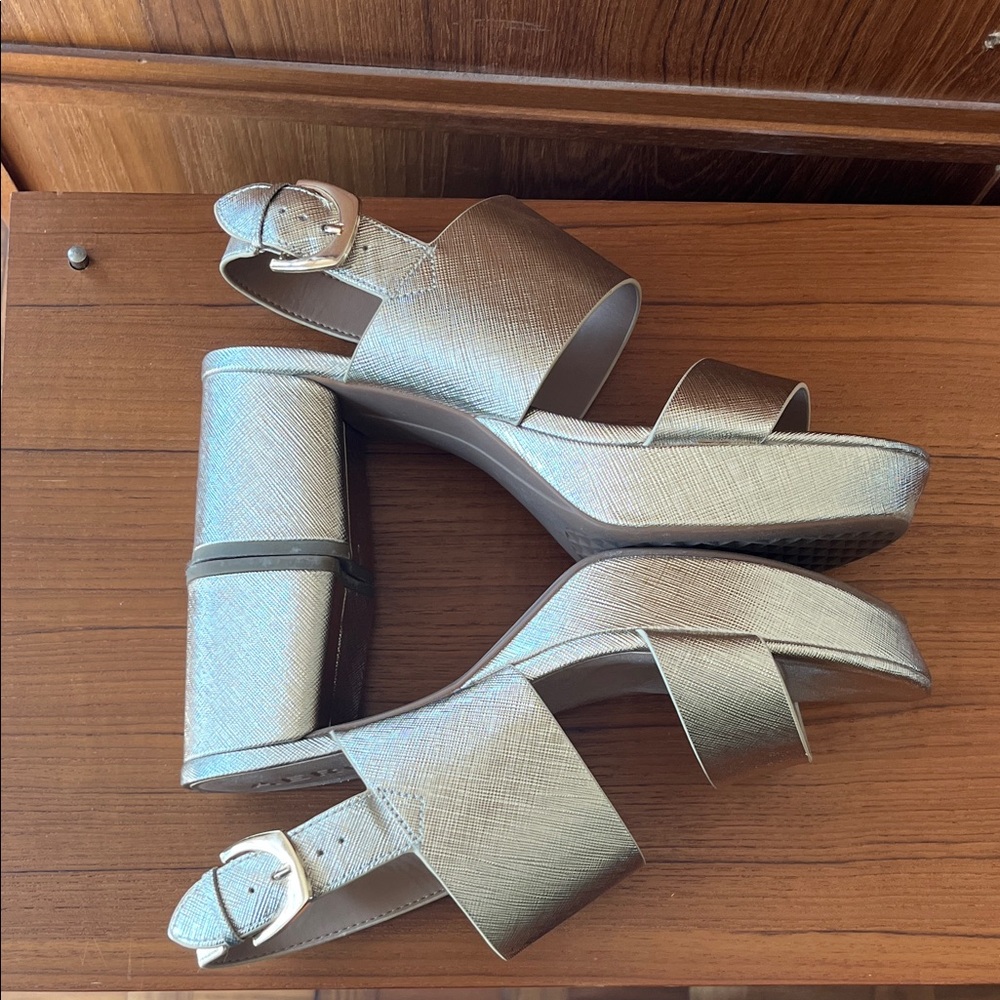 AEROSOLES Gold Platform Sandals Aerosoles Camilia Platform Sandal - Picture 4 of 11